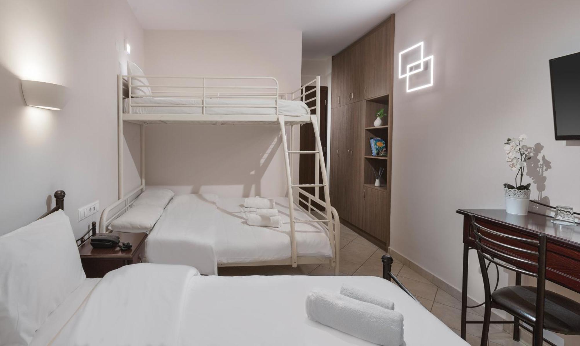 Minavra Hotel Athens Exterior photo